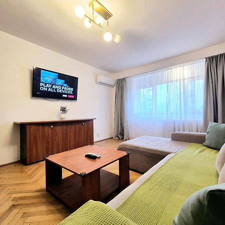 Tranquil Unirii Residence - Elegant & Spacious Living With Parking Steps From Parliament Bukarest Eksteriør billede