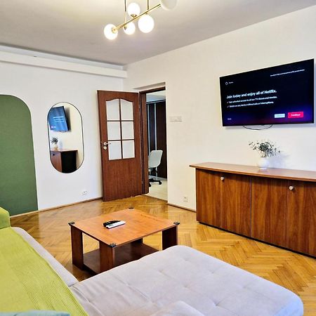 Tranquil Unirii Residence - Elegant & Spacious Living With Parking Steps From Parliament Bukarest Eksteriør billede
