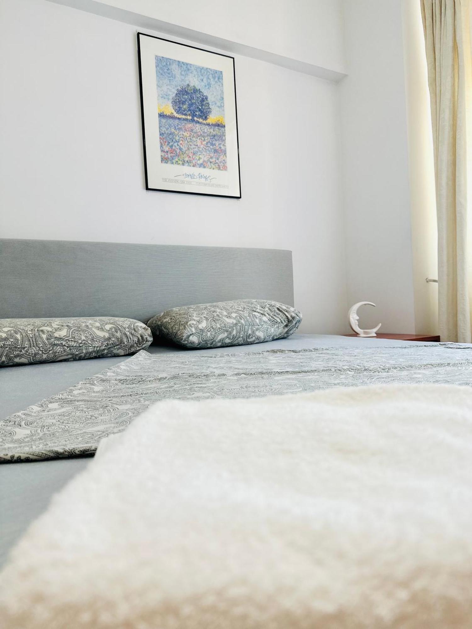 Tranquil Unirii Residence - Elegant & Spacious Living With Parking Steps From Parliament Bukarest Eksteriør billede