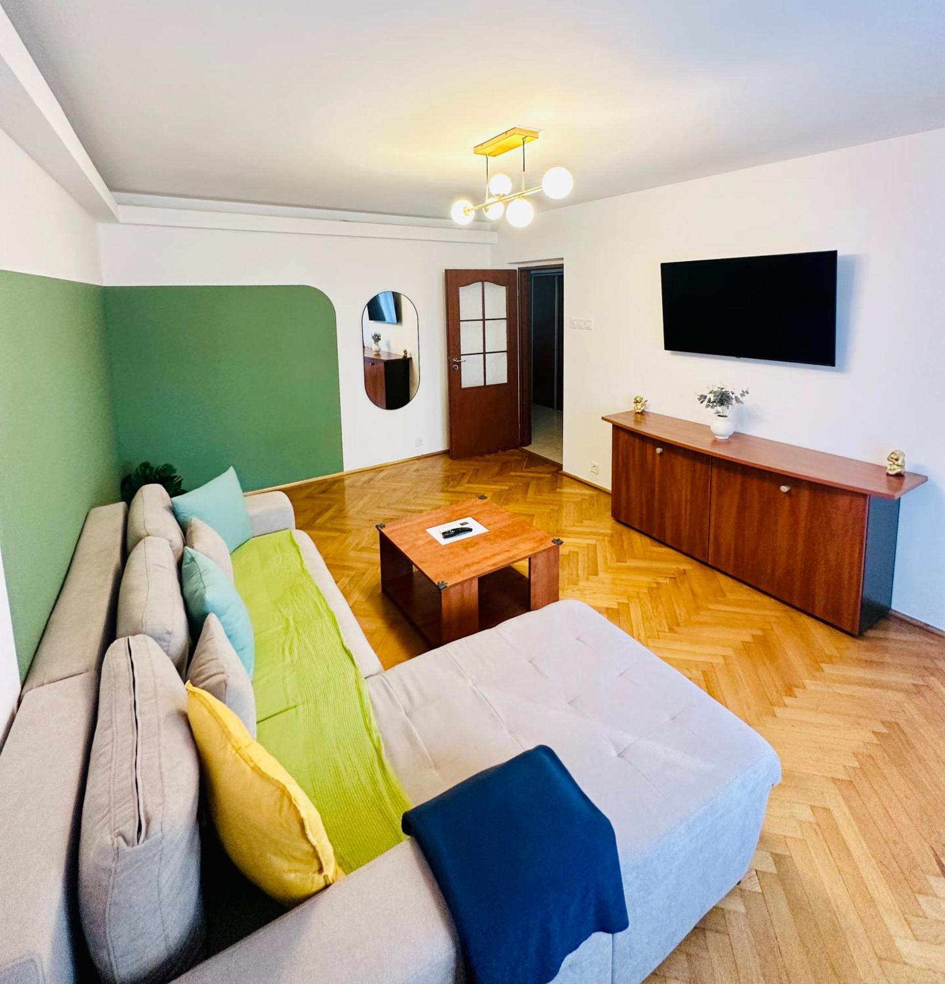 Tranquil Unirii Residence - Elegant & Spacious Living With Parking Steps From Parliament Bukarest Eksteriør billede