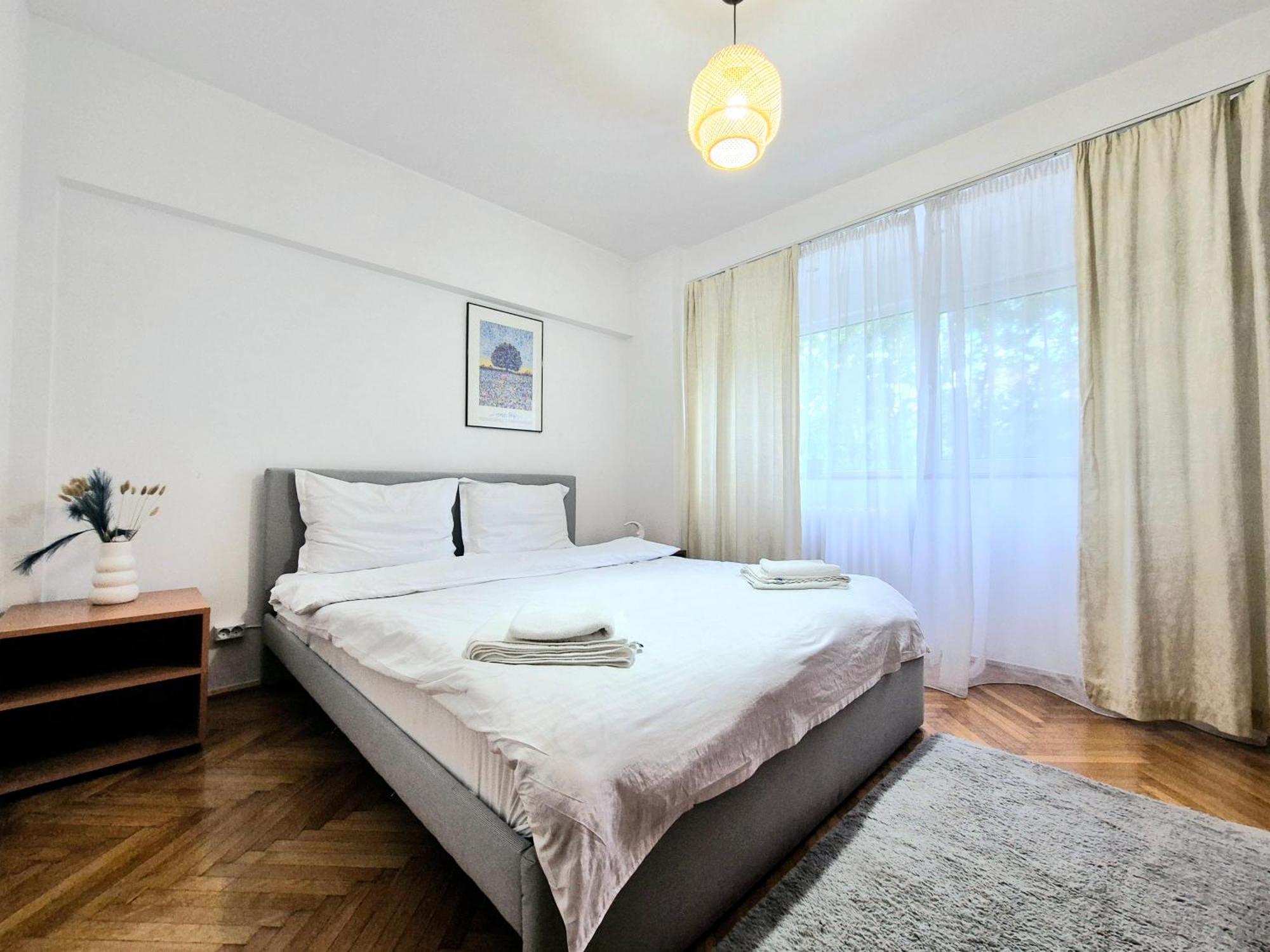 Tranquil Unirii Residence - Elegant & Spacious Living With Parking Steps From Parliament Bukarest Eksteriør billede
