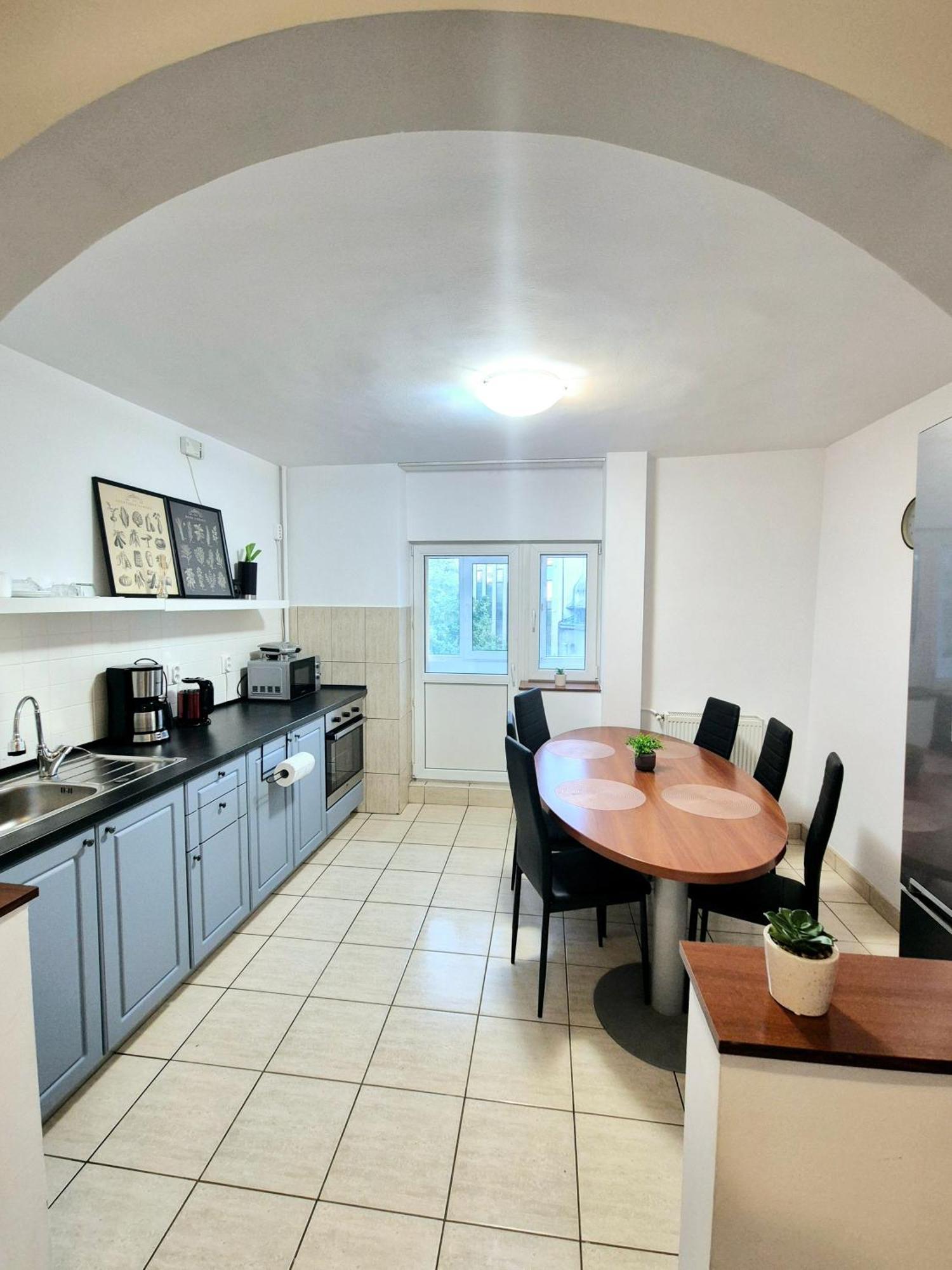 Tranquil Unirii Residence - Elegant & Spacious Living With Parking Steps From Parliament Bukarest Eksteriør billede